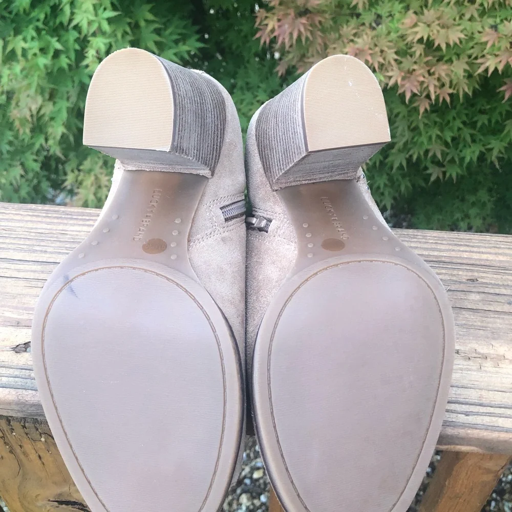 Donating🎉HP Lucky suede leather peep toe booties!   Sz 9 💰⬇️ - Picture 10 of 12